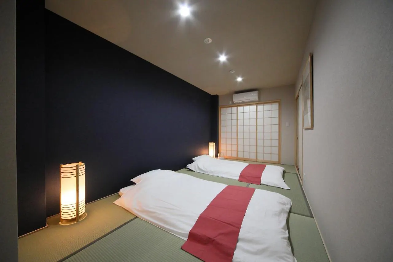 Passage Higashiyama Sanjo Villa Kyoto 0*,  Japan